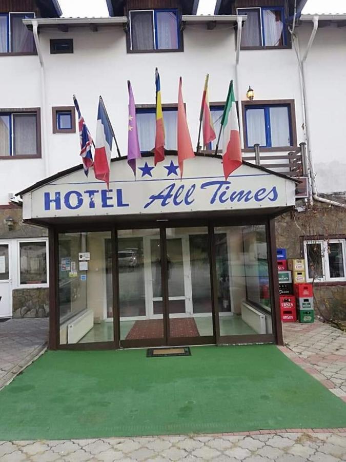 Hotel All Times Тімішу-де-Жос Екстер'єр фото
